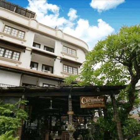 Cucumber Inn Suite Pattaya Exterior photo